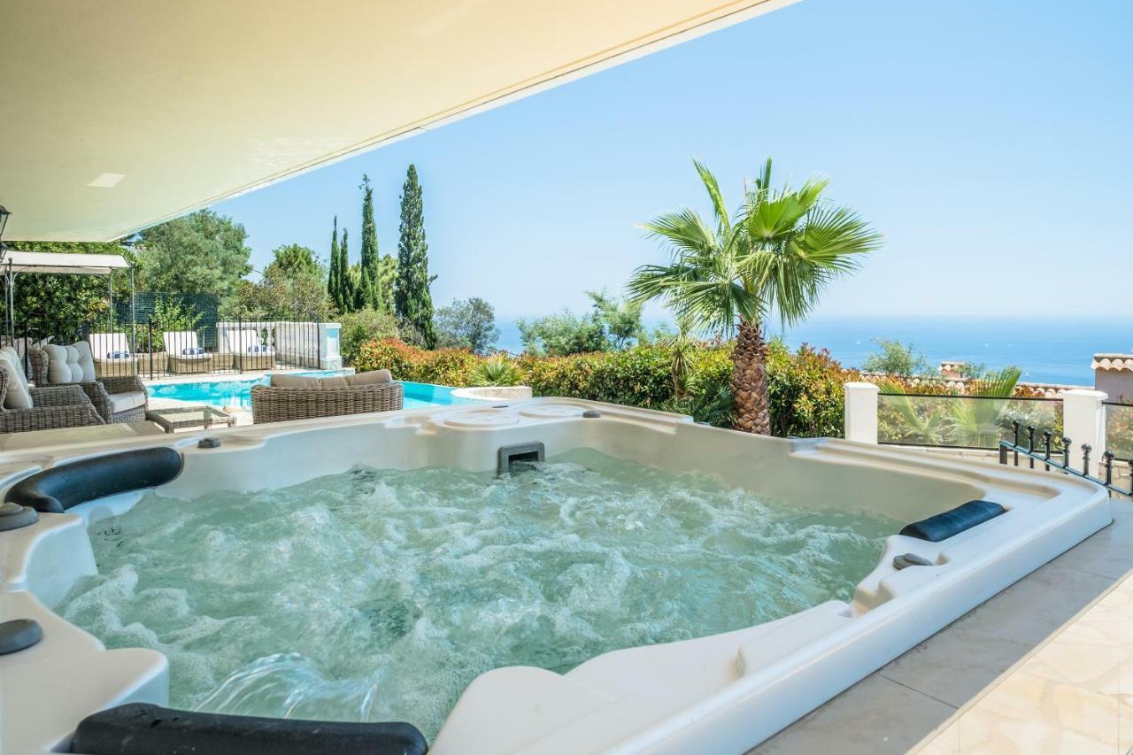 Villa Palm Le Trayas エクステリア 写真